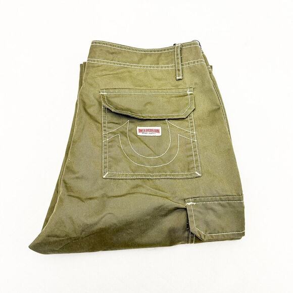 True Religion Men's Kalamata Cargo Pants Wide Leg Size 33 NWT - Picture 1 of 9